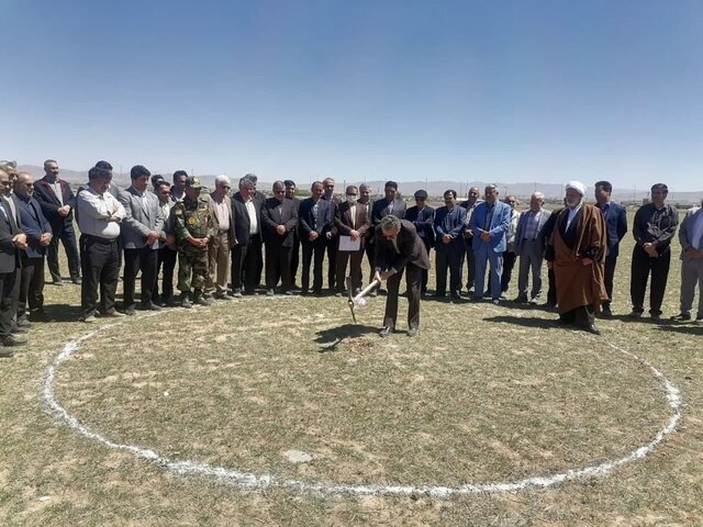 کلنگ بیمارستان ۳۲۰ تخت خوابی شهید کلاهدوز قوچان به زمین خورد
