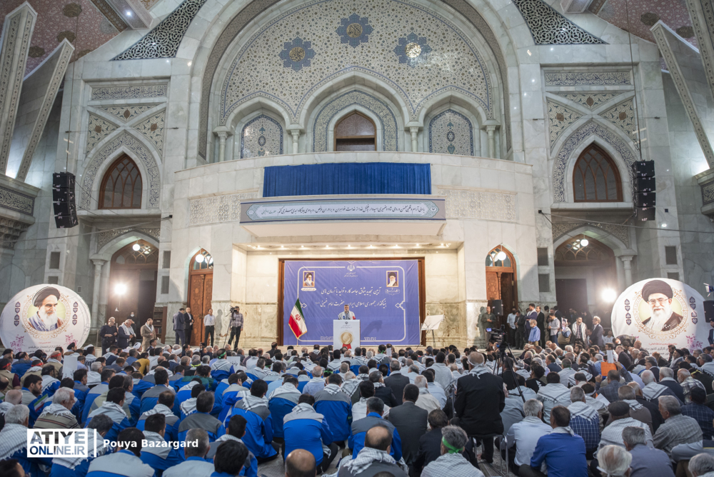 مراسم تجدید میثاق جامعه کارگری با آرمان‌های حضرت امام خمینی (ره)