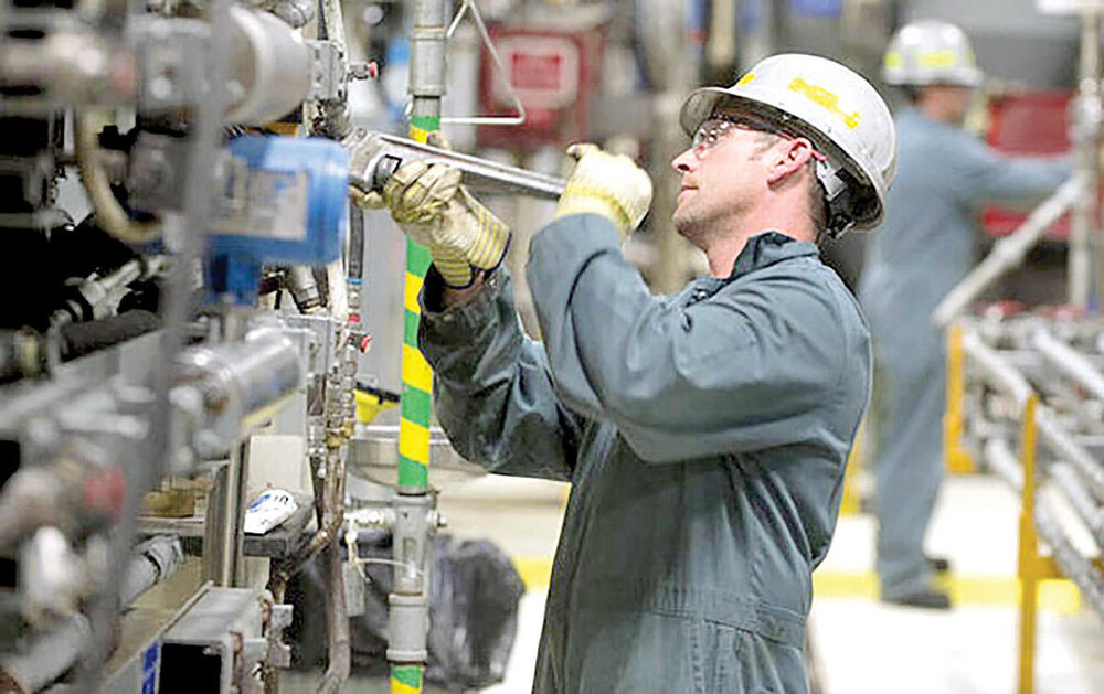 تاثیر متقابل رشد جمعیت و نیروی کار بر یکدیگر