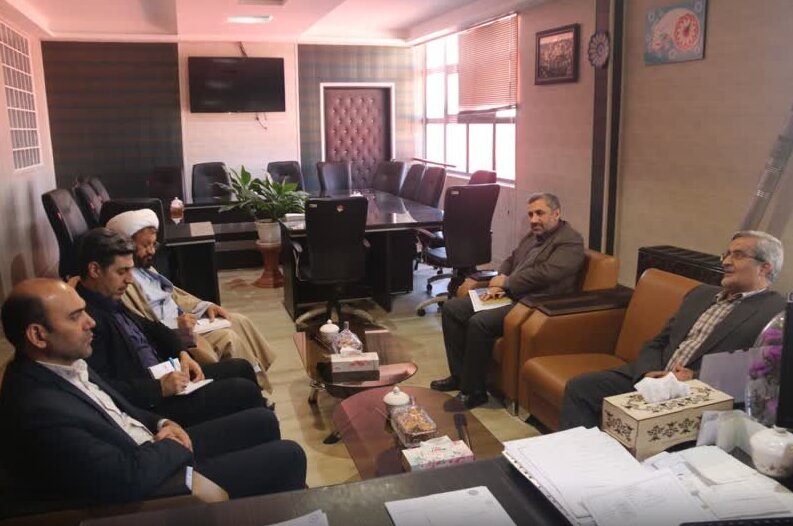 امضای تفاهم‌نامه همکاری دو جانبه مدیران کل کمیته امداد و بهزیستی قم