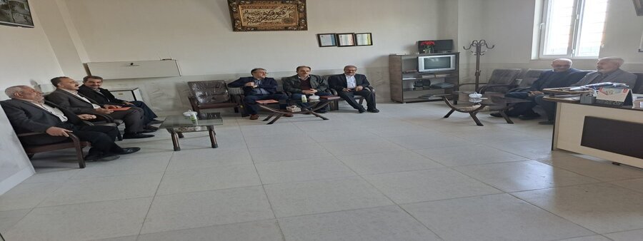 اهدای خودروی یک میلیارد تومانی به مرکز شبانه‌روزی معلولان جسمی حرکتی سقز