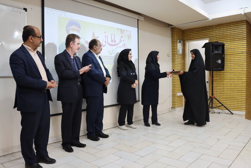 تقدیر از ماماهای نمونه مدیریت درمان تامین اجتماعی خوزستان 