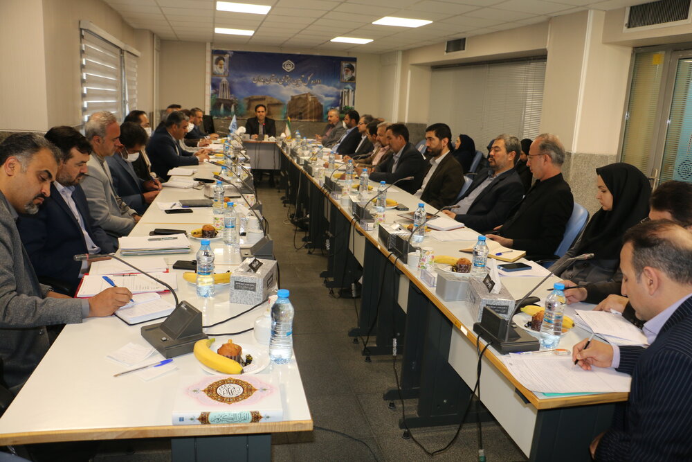 تاکید مدیرکل تامین اجتماعی استان همدان بر اجرای برنامه‌های عملیاتی استان 