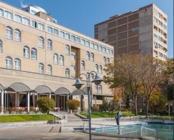 ساخت هتل بهزیستی برای معلولان در استان قم 