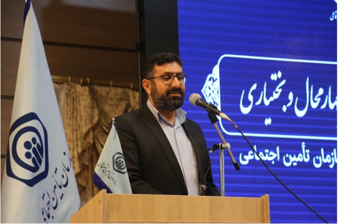 برپایی هفتگی میزخدمت سازمان تامین‌اجتماعی در نماز جمعه چهارمحال و بختیاری