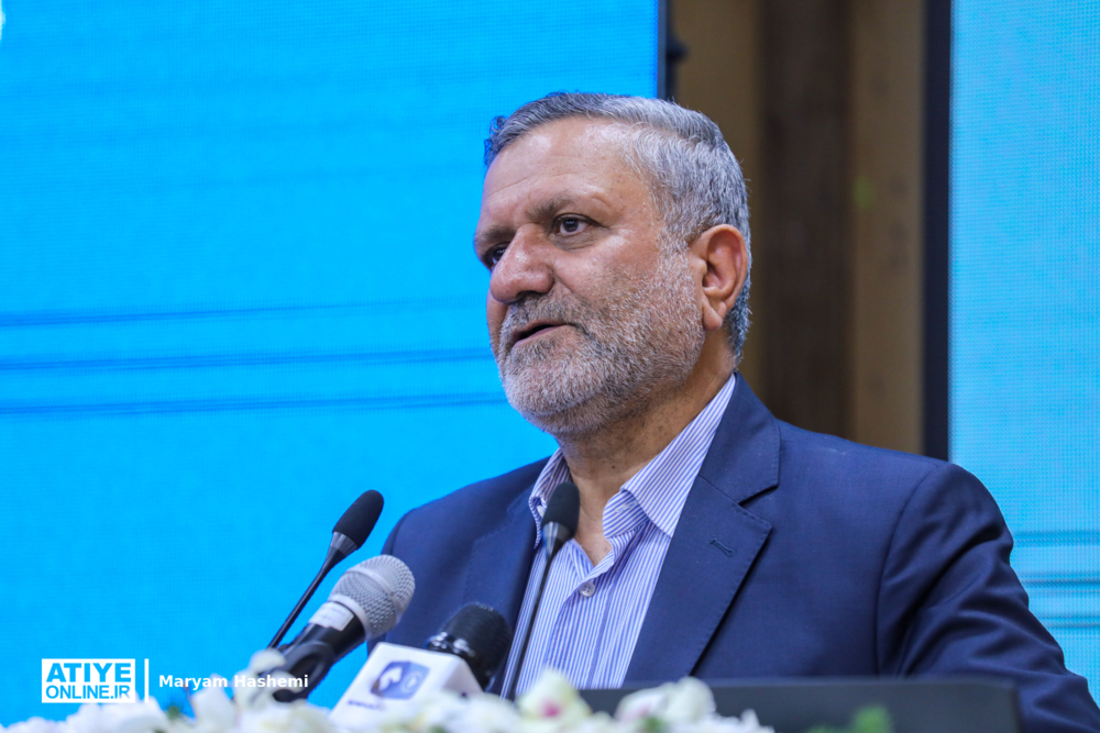 اشتغال حق مردم و بسترسازی برای اشتغال وظیفه حاکمیت است