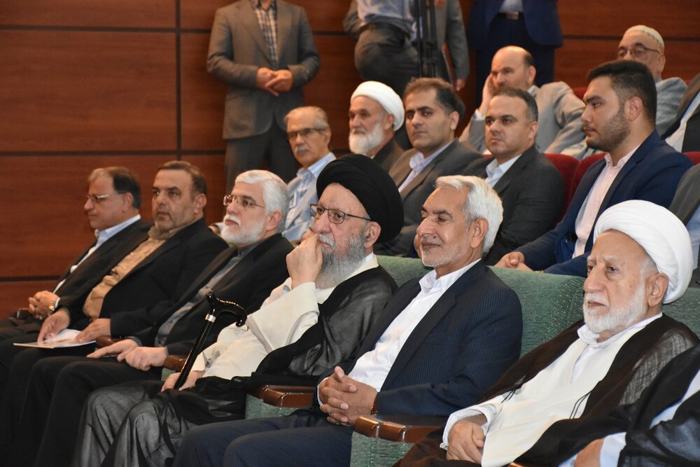 اولین مجمع هم‌اندیشی خیرین موسسه امدادگران عاشورا  به میزبانی تامین‌اجتماعی استان گلستان