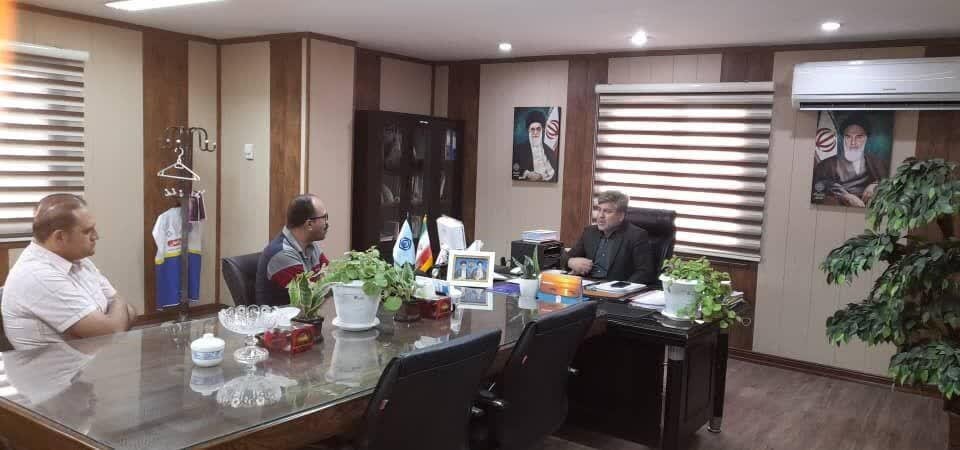 ملاقات مردمی مدیرکل تامین‌اجتماعی قم با بیمه‌شدگان و مستمری‌بگیران