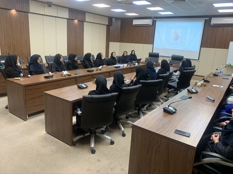 آموزش طرح غربالگری سرطان‌های شایع زنان در کارگاه‌های تولیدی گیلان