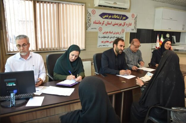 برگزاری میز ارتباطات مردمی اداره‌کل بهزیستی استان کرمانشاه