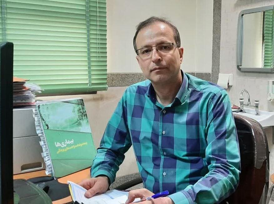 پزشک معتمد یاور بیماران و حامی تأمین‌اجتماعی در اجرای عدالت