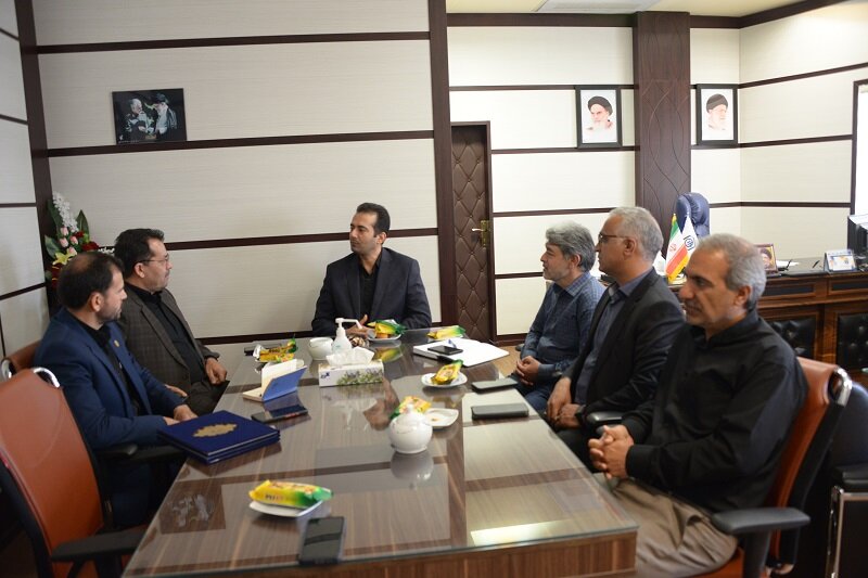 تقدیر صندوق بیمه‌اجتماعی کشاورزان، روستائیان و عشایر خراسان‌جنوبی از کارکنان کمیسیون‌پزشکی