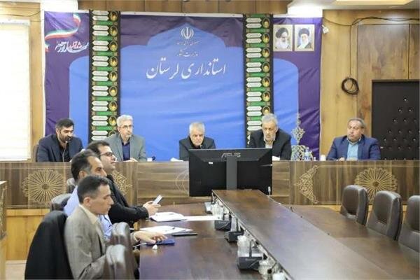 تدوین سند توسعه اشتغال و سرمایه‌گذاری در لرستان 