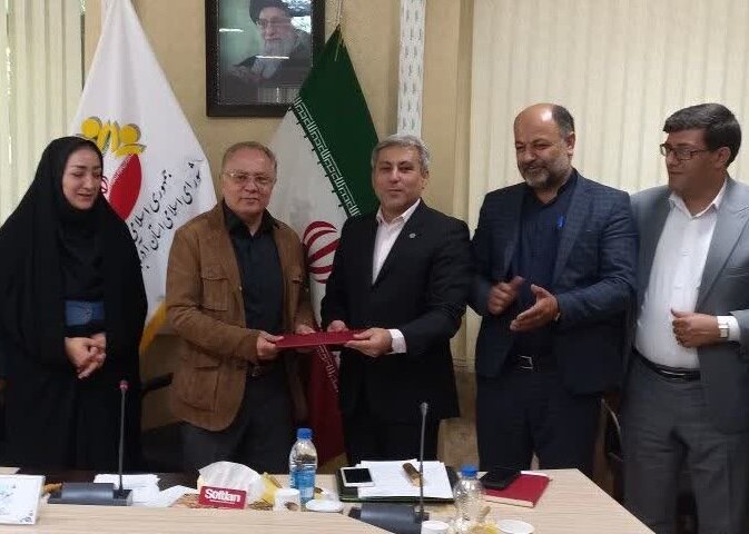 تجلیل از اقدامات اداره‌کل تامین‌اجتماعی آذربایجان‌شرقی در ایجاد تعامل مؤثر با شورای اسلامی استان