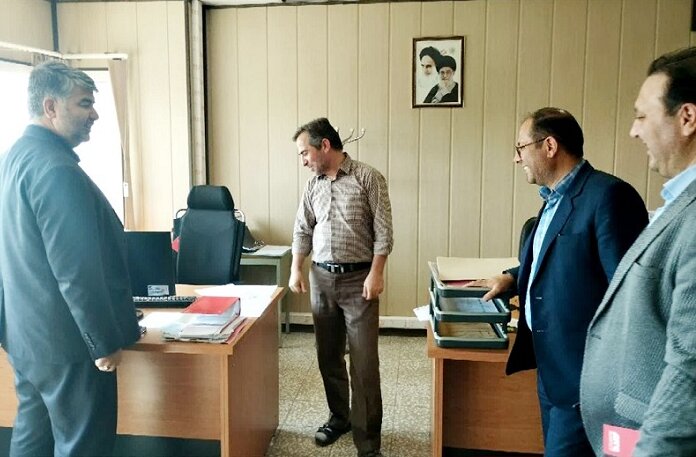 بازدید مدیرکل تامین‌اجتماعی استان زنجان از شعبه یک زنجان