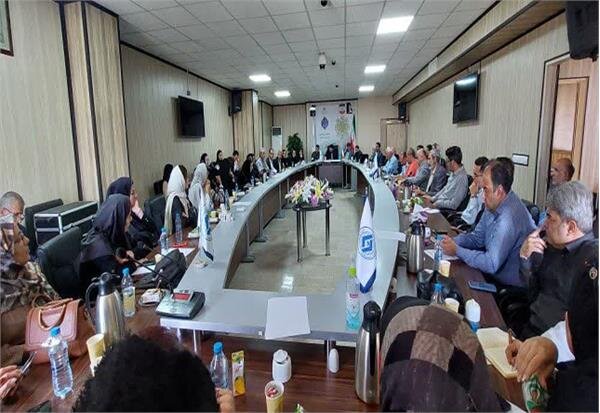 طرح کهکشان با هدف توسعه فعالیت تعاونی‌های پوشاک و تشکیل اتحادیه استانی البرز تبیین شد