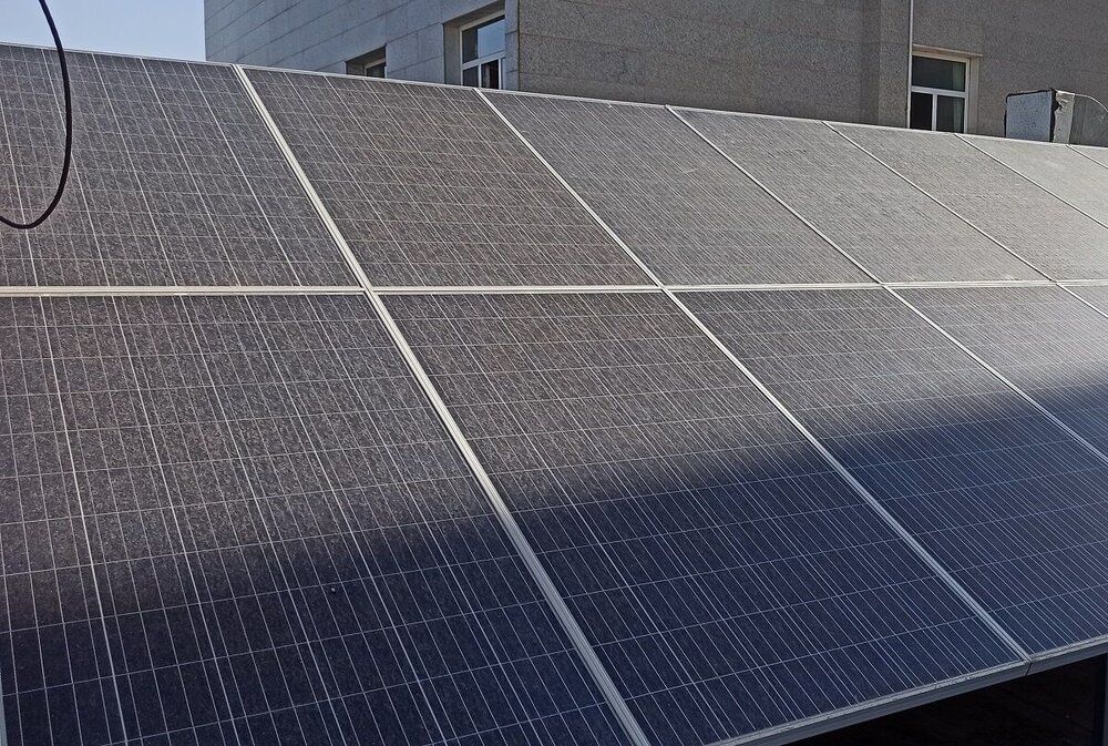 بهره‌برداری از نخستین نیروگاه خورشیدی تولیدی و آموزشی کشور در کرج