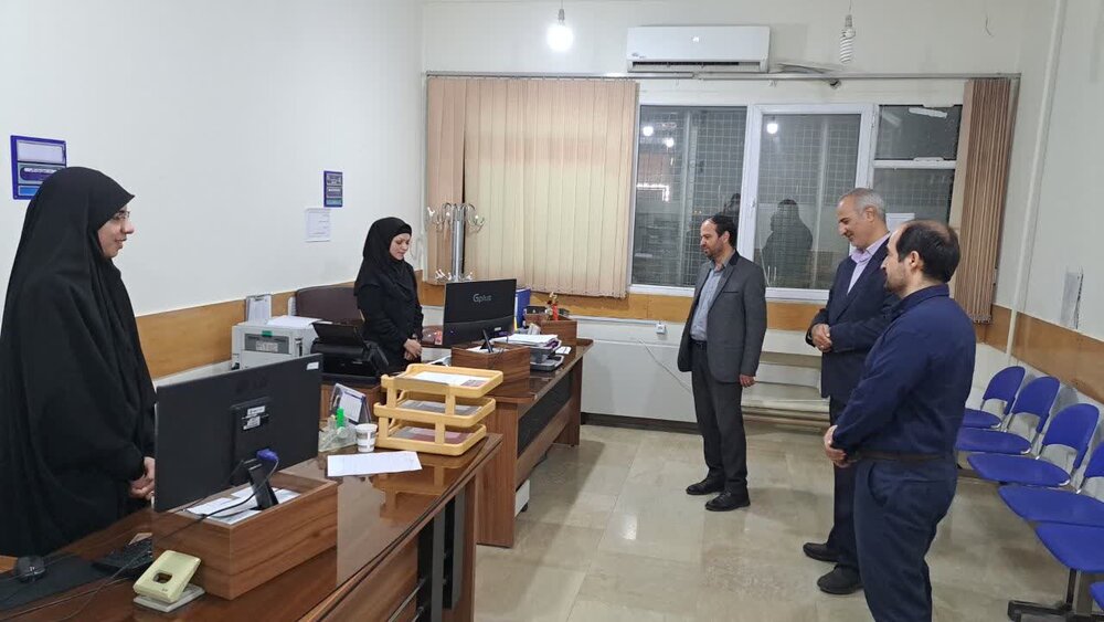 بازدید مدیرکل تامین‌اجتماعی استان خراسان شمالی از شعبه ۱ بجنورد