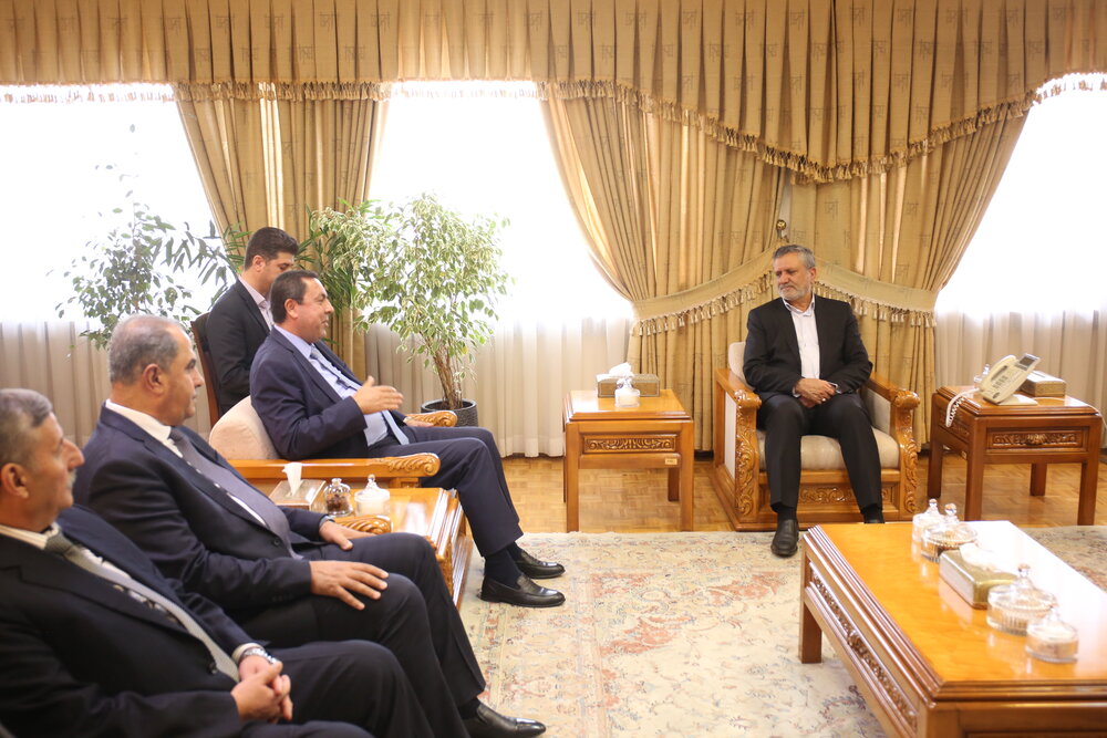 تعاملات میان کشورهای برادر و دوست در هر زمینه‌ای راهگشا است