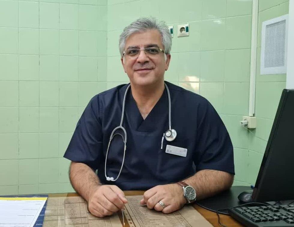 کمک به همنوع، کارمایه فعالیت پزشکان