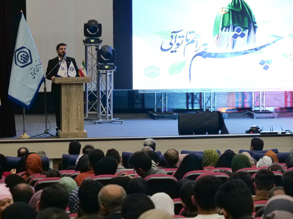 تقدیر از پزشکان، داروسازان و کارمندان نمونه مدیریت درمان تامین‌اجتماعی استان خراسان شمالی