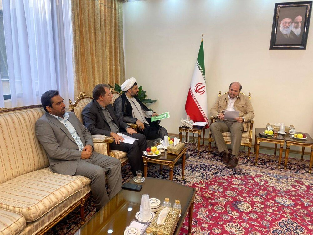 مذاکره با معاون اجرایی رئیس جمهور برای حمایت از احداث دامداری ملایر