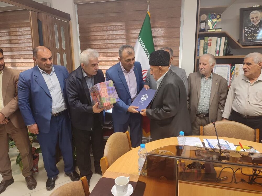 برگزاری مراسم بزرگداشت بازنشستگان ایثارگر کارگری اداره کل تامین‌اجتماعی مازندران