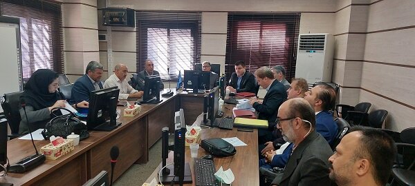 نشست مدیرکل درمان مستقیم سازمان تامین‌اجتماعی با مدیر درمان استان کردستان 