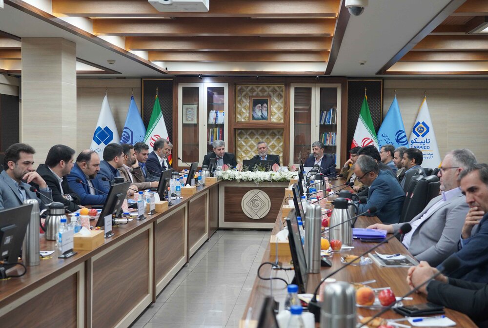 رشد اقتصادی کشور در گرو اعتماد به توان داخلی است