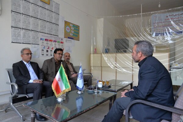 بازدید مدیرکل تامین‌اجتماعی خراسان جنوبی از شعبه اقماری خضری