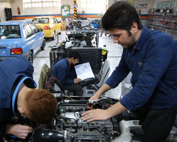 ارائه ۱۳۳ هزار و ۸۸۳ نفر ساعت آموزش مهارتی به سربازان وظیفه در زنجان 