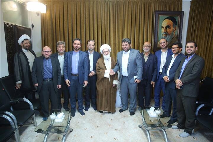 خدمت به خلق از بزرگترین و بهترین عبادات است 