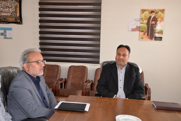 دیدار مدیرکل تامین‌اجتماعی خراسان جنوبی با بخشدار دیهوک