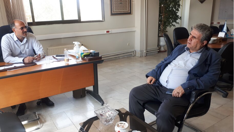 تقدیر دبیر مجمع شوراهای اسلامی کار چهارمحال بختیاری از مدیر درمان تامین‌اجتماعی استان