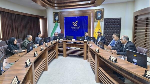 توسعه همکاری اداره کل تعاون،کار و رفاه اجتماعی لرستان با اداره پست استان 