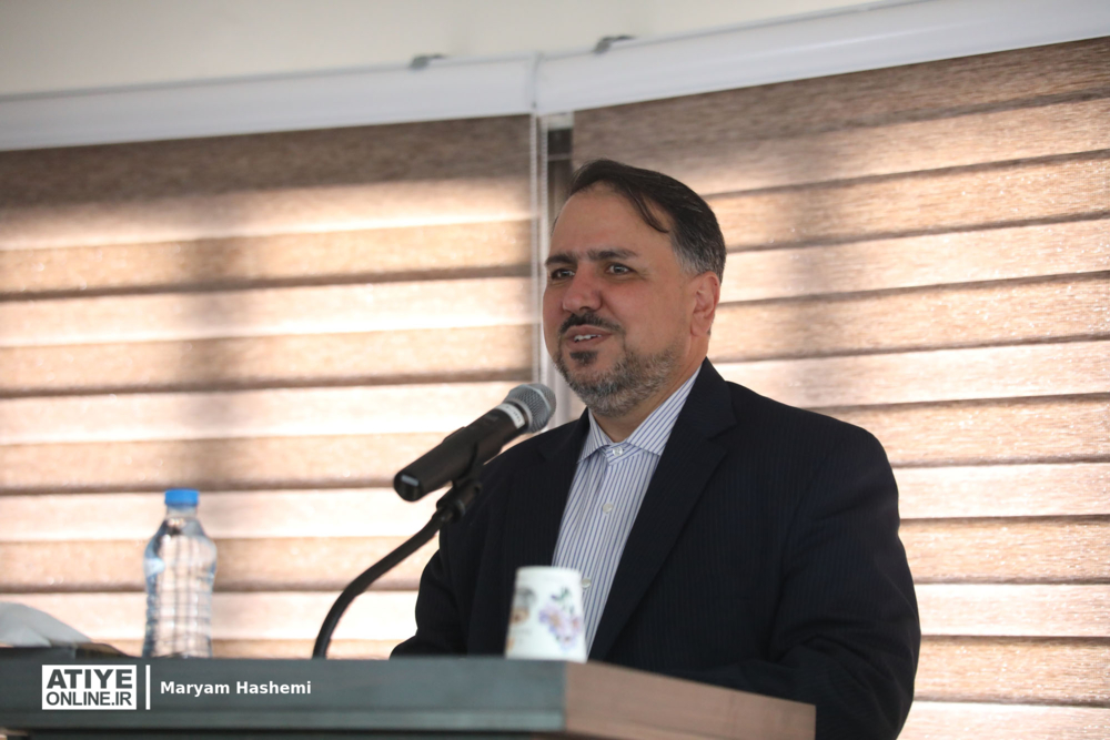 رویکرد تعامل، آموزش و تکریم تأمین اجتماعی در قبال کارفرمایان