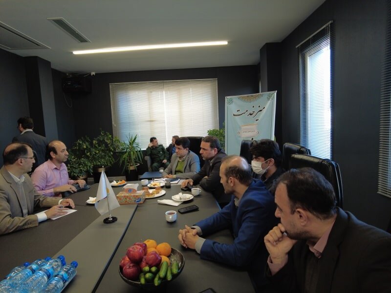 برپایی میز خدمت اداره کل تامین‌اجتماعی استان قزوین در "ظفر شیمی کیمیاگر"