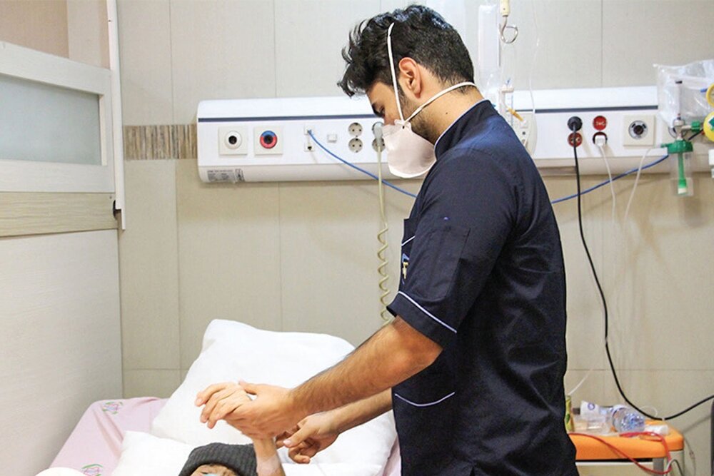 پرستاران شهرهای مرزی باید حق مرز دریافت کنند