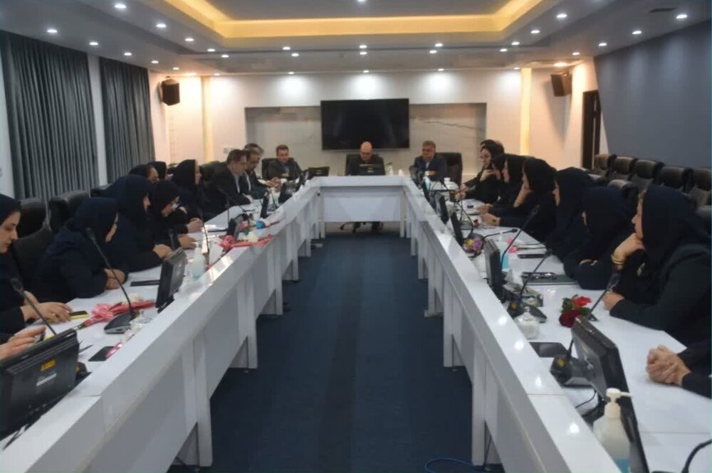 جلسه هم‌اندیشی مدیر درمان تامین‌اجتماعی مازندران با مدیران پرستاری بیمارستان ولیعصر(عج) 