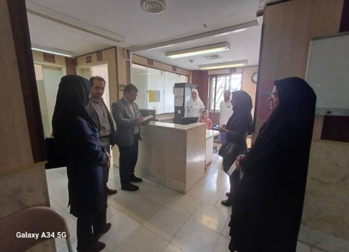 بازدید روسای ادارات مدیریت درمان تامین‌اجتماعی کرمانشاه از درمانگاه اسلام‌آباد غرب