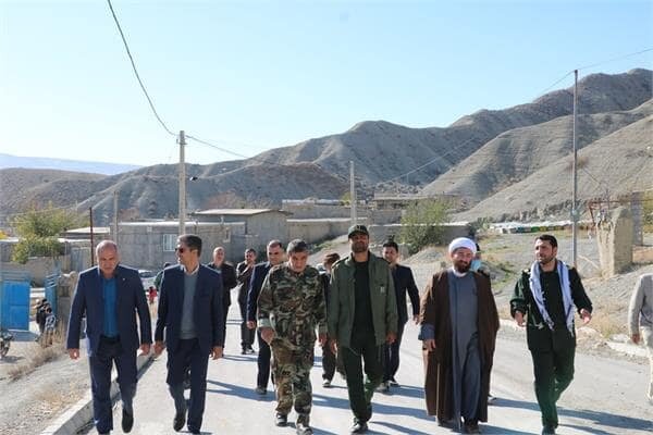 حضور مدیرکل تعاون، کار و رفاه اجتماعی خراسان شمالی در میز خدمت جهادی روستای توپ چنار 