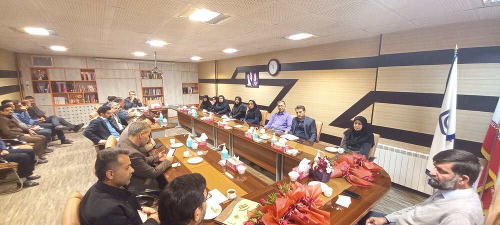 تقدیر از حسابداران نمونه مدیریت درمان تامین‌اجتماعی همدان