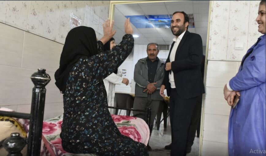 بازدید مدیرکل بهزیستی استان کرمانشاه از مرکز سالمندان مهرورزان