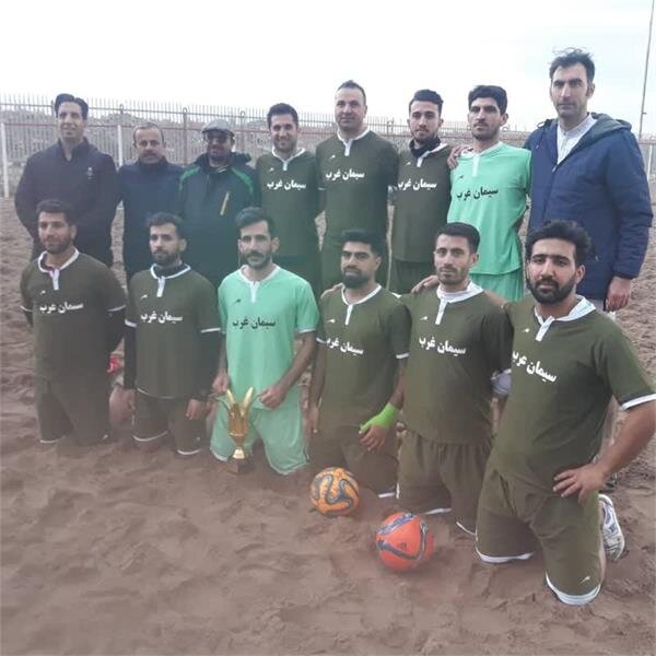 سیمان غرب، قهرمان فوتبال ساحلی کارگری استان کرمانشاه شد