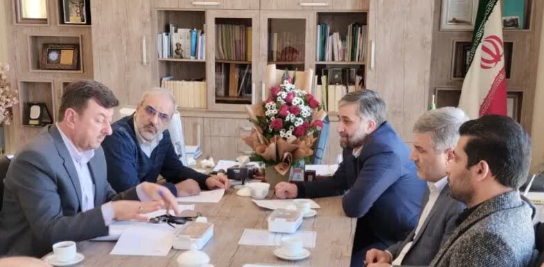 دیدار مدیرکل و مدیر درمان تامین‌اجتماعی اردبیل با رئیس دانشگاه علوم پزشکی 