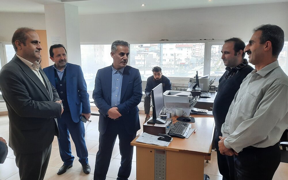 بازدید معاون بیمه‌ای سازمان تامین‌اجتماعی از شعبه لاهیجان