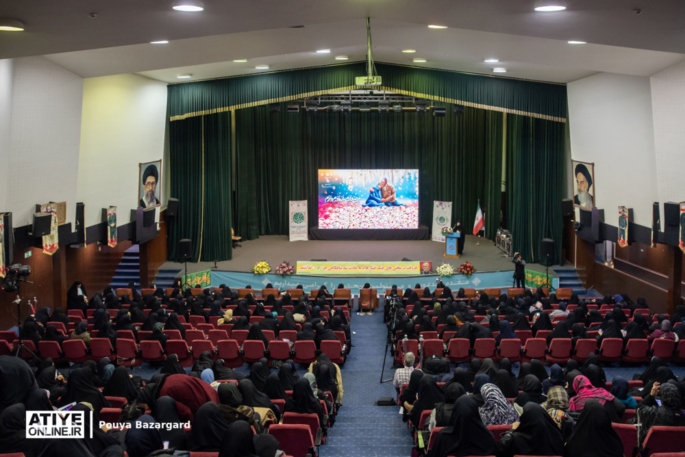 مراسم بزرگداشت روز زن و مقام مادر و میلاد حضرت فاطمه زهرا (س)