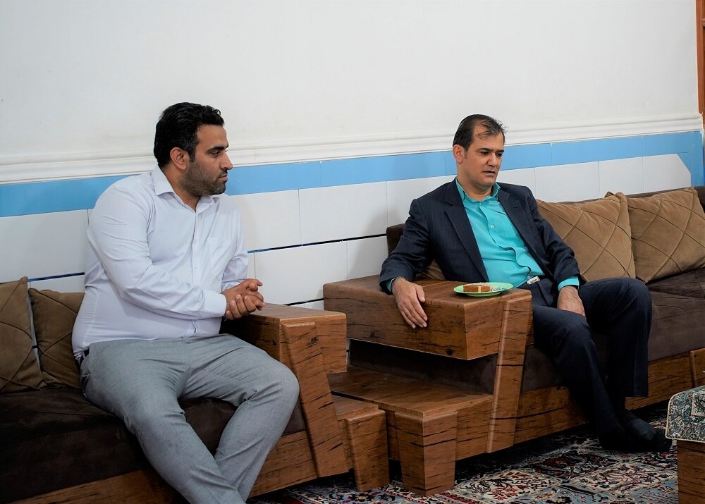 تقدیر مدیر درمان تامین‌اجتماعی استان بوشهر از فرزندان شهدا