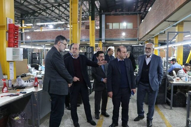 بازدید مدیرکل تعاون، کار و رفاه اجتماعی گیلان از کارخانه پارس زر آسا