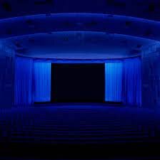 از صحنه آبی نمایش چه‌ خبر؟ 